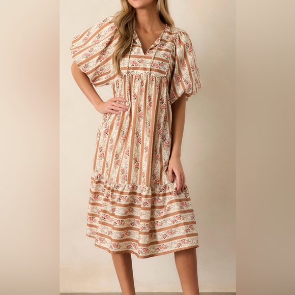 entro Dresses & Skirts - entro Cream and Pink Floral Stripe Midi Dress